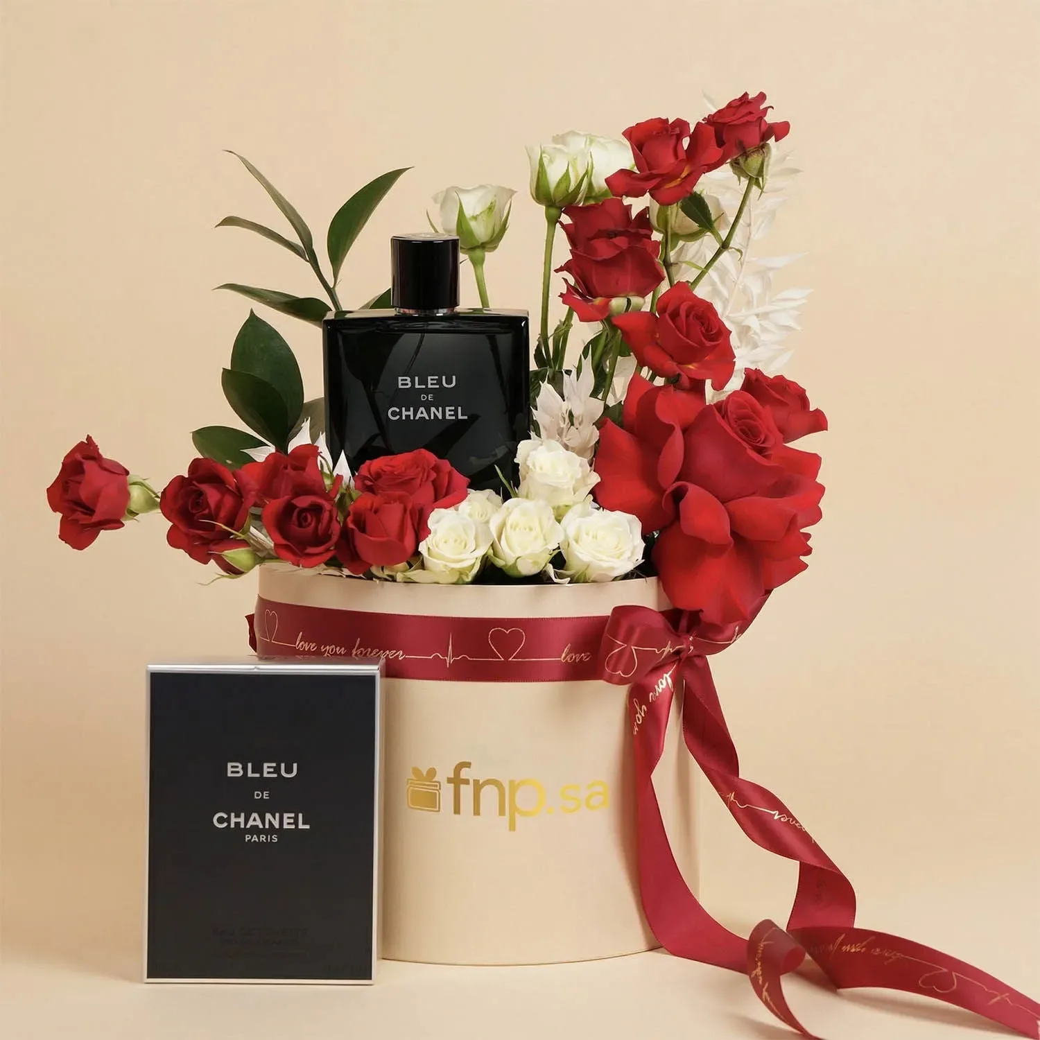 بوكس هدايا أحمر وأبيض مع عطر